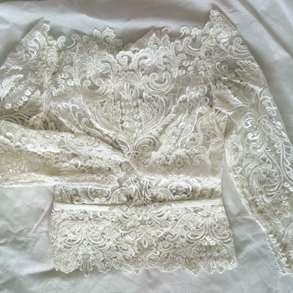 Elegant Wedding dress 2 in 1 - Picture 7 of 12